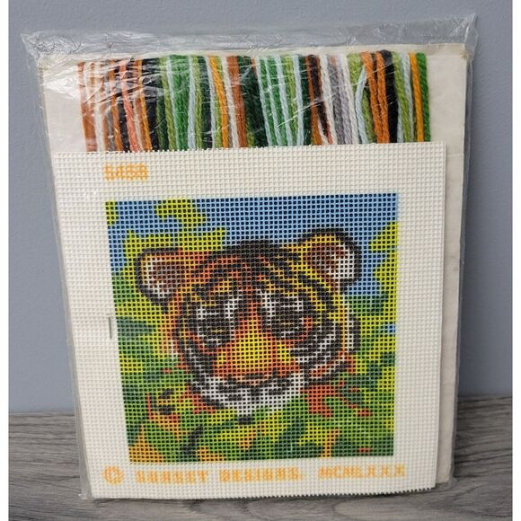 VTG Sunset Designs jiffy needlepoint Tiger Cub Donna Enstaff 5458 Pure Wool Yarn - Picture 2 of 5